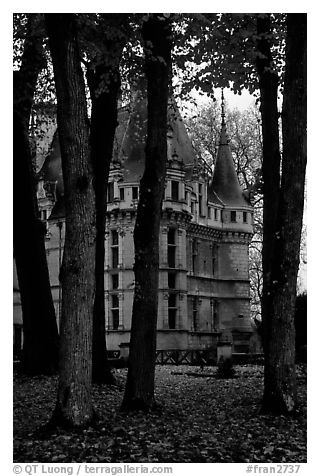 Azay-le-rideau chateau and Park. Loire Valley, France (black and white)
