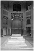 Tomb inside cenotaph, Humayun's tomb. New Delhi, India ( black and white)