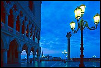 Lamp, column with Lion, Piazza San Marco (Square Saint Mark) at dawn. Venice, Veneto, Italy