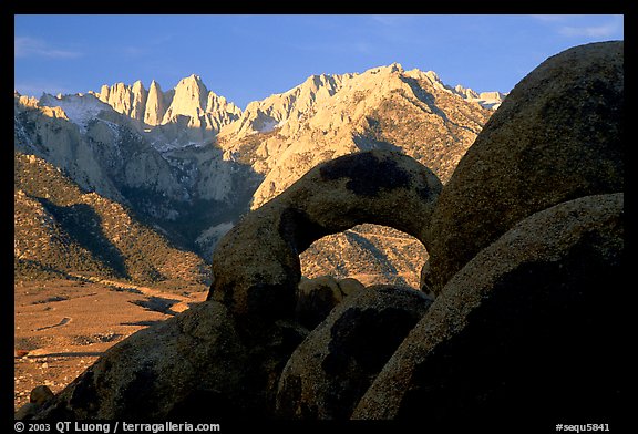 Boulders, Alabama Hills Arch I, Mt Whitney. Sequoia National Park, California, USA.