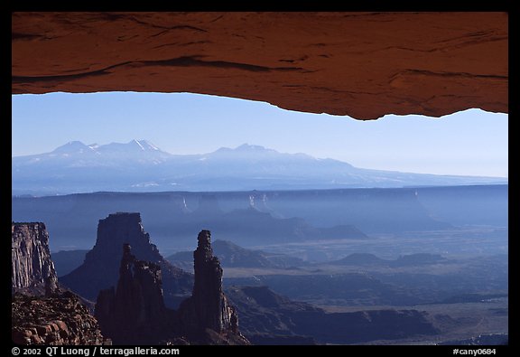 Mesa Arch, pinnacles, La Sal Mountains,  early morning, Island in the sky. Canyonlands National Park