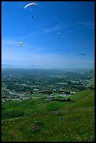 Paragliders, Mission Peak Regional Park. California, USA