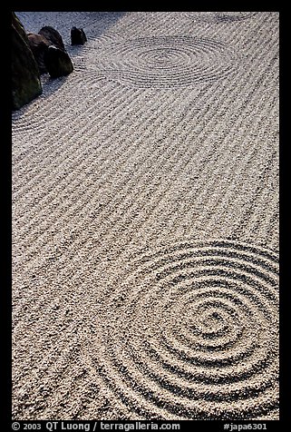Raked gravel Tofuju-ji Temple. Kyoto, Japan