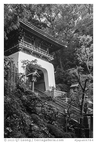 Zuishinmon gatehouse. Enoshima Island, Japan (black and white)