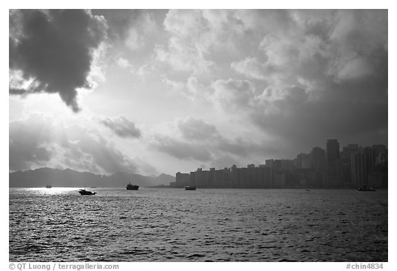 Hong-Kong Island seen from the Promenade, early morning. Hong-Kong, China (black and white)