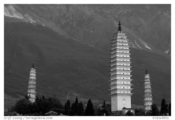 San Ta Si (Three pagodas) at sunrise, among the oldest standing structures in South West China. Dali, Yunnan, China (black and white)