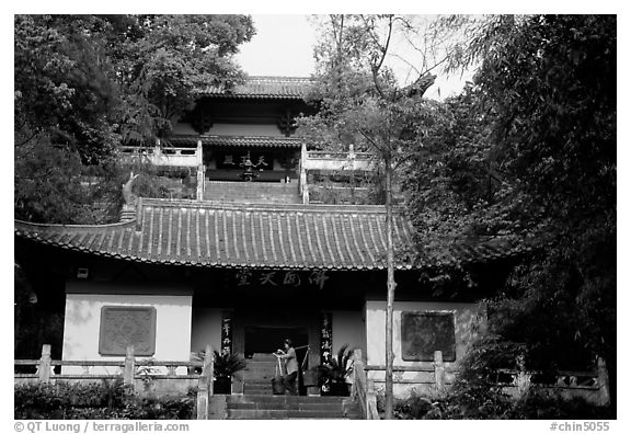Jiazhou Huayuan temple in Dafo Si. Leshan, Sichuan, China