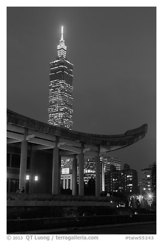 Sun Yat-sen Memorial Hall and Taipei 101 at dusk. Taipei, Taiwan (black and white)