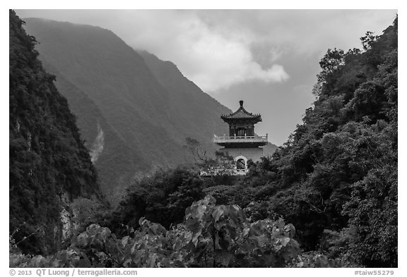 Lush mountains and Changuang Temple. Taroko National Park, Taiwan