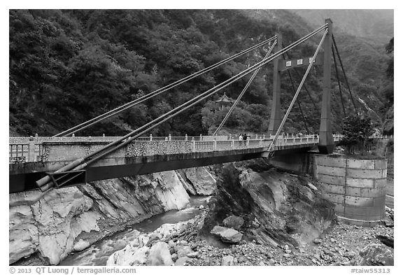 Cimu Bridge(Motherly Devotion Bridge), Taroko Gorge. Taroko National Park, Taiwan