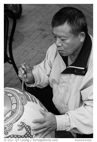 Man painting paper lantern. Lukang, Taiwan