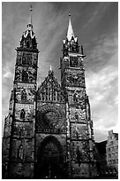 Sankt Lozenz Kirche (cathedral). Nurnberg, Bavaria, Germany (black and white)