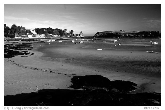 Harbor at low tide. Brittany, France (black and white)