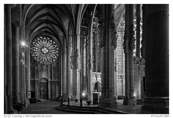 Transept, basilique St-Nazaire. Carcassonne, France
