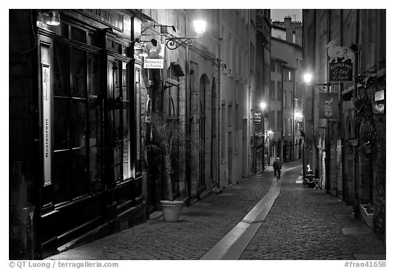 Rue du Boeuf at night. Lyon, France
