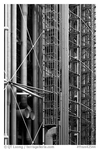 Color-coded pipes (climate,electrical,plumbing,circulation), Centre George Pompidou. Paris, France (black and white)