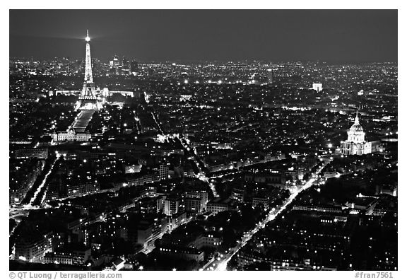 Tour Eiffel (Eiffel Tower) and Invalides by night. Paris, France (black and white)