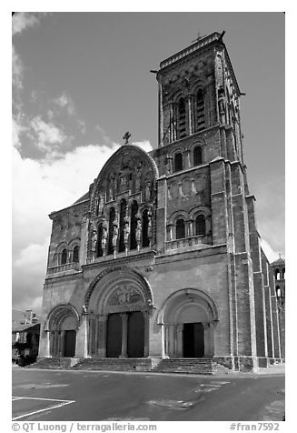 Facade of the Romanesque church of Vezelay. Burgundy, France