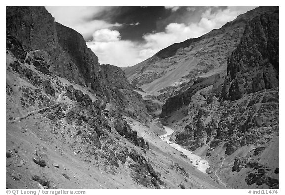 Tsarap River valley, Zanskar, Jammu and Kashmir. India (black and white)