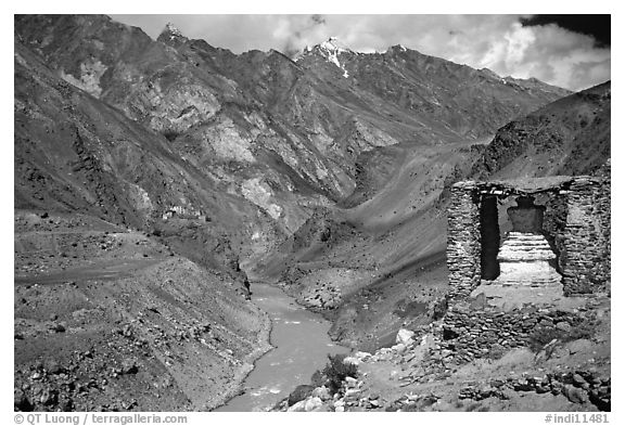 Covered chorten river valley, Zanskar, Jammu and Kashmir. India