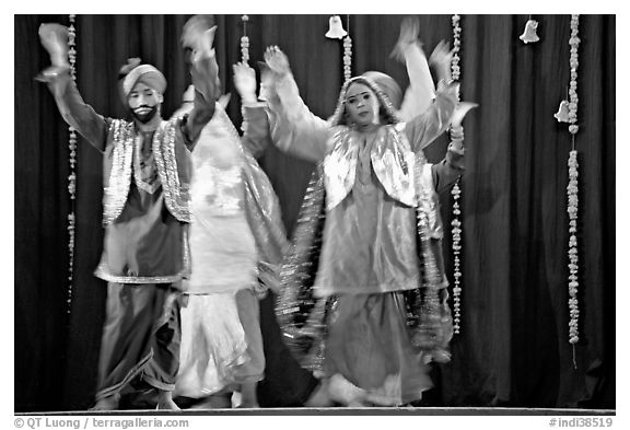 Performances at Dances of India. New Delhi, India (black and white)