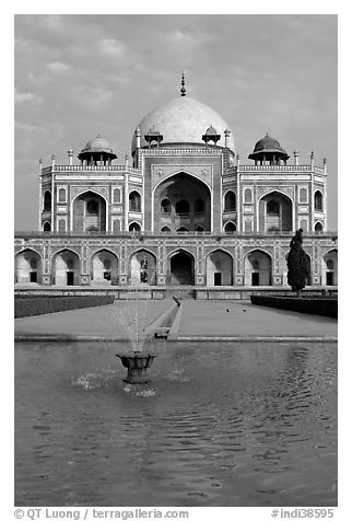 Basin and main tomb of the Emperor Humayun, afternoon. New Delhi, India (black and white)