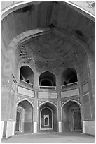 Entrance to main mausoleum, Humayun's tomb. New Delhi, India ( black and white)