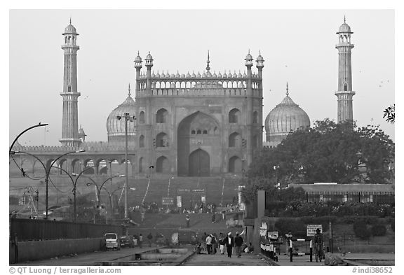 Jama Masjid and East Gate at sunrise. New Delhi, India (black and white)