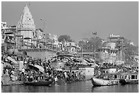 Crowds at Dasaswamedh Ghat. Varanasi, Uttar Pradesh, India (black and white)