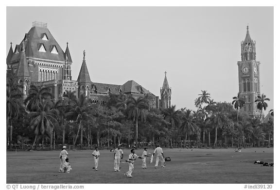 Cricket players, Oval Maiden, High Court, and University of Mumbai. Mumbai, Maharashtra, India (black and white)
