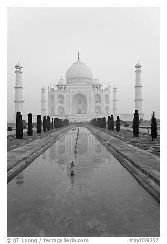 Tomb  reflected in basin, sunrise, Taj Mahal. Agra, Uttar Pradesh, India (black and white)