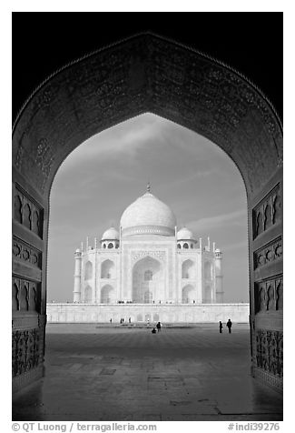 Taj Mahal seen through arch of Jawab, morning. Agra, Uttar Pradesh, India (black and white)