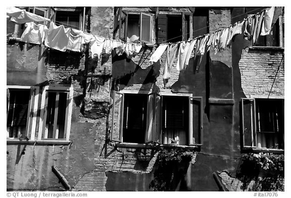 Hanging Laundry and walls, Castello. Venice, Veneto, Italy