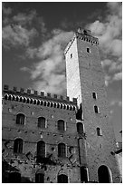 Palazzo del Popolo and Torre Grossa, early morning. San Gimignano, Tuscany, Italy ( black and white)
