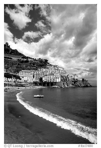 Beach in Amalfi. Amalfi Coast, Campania, Italy (black and white)