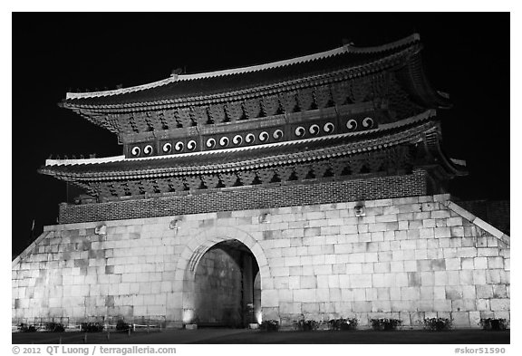 Janganmun gate at night, Suwon Hwaseong Fortress. South Korea (black and white)