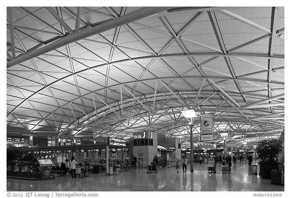 Incheon international airport main concourse. South Korea (black and white)