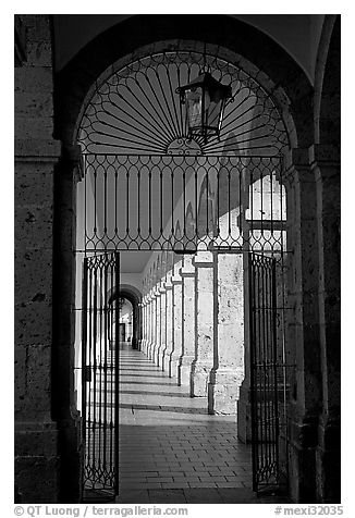 Corridor inside Hospicios de Cabanas. Guadalajara, Jalisco, Mexico (black and white)