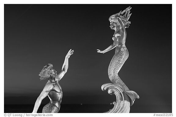 Mermaid statue by night, Puerto Vallarta, Jalisco. Jalisco, Mexico (black and white)