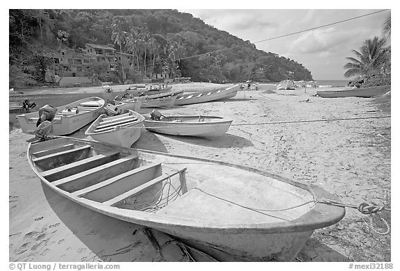 Small boats, Boca de Tomatlan, Jalisco. Jalisco, Mexico (black and white)