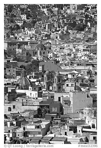 View of the city center with churches and roofs, mid-day. Guanajuato, Mexico (black and white)