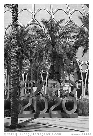 Expo 2020 sign and Al Wasl. Expo 2020, Dubai, United Arab Emirates (black and white)