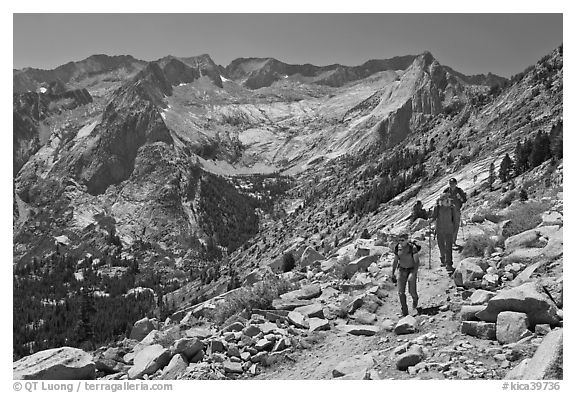 Hikers on trail above Le Conte Canyon. Kings Canyon National Park, California