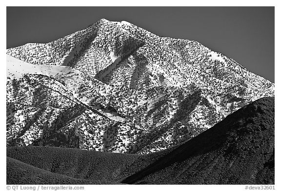 Telescope peak seen from Emigrant Pass. Death Valley National Park (black and white)