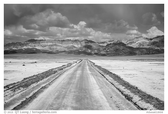 West Side Road crossing Salt Pan. Death Valley National Park (black and white)