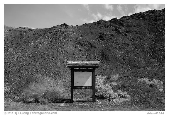 Blank information sign, Saragota Springs. Death Valley National Park (black and white)