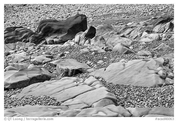 Slabs and pebbles on beach, Schoodic Peninsula. Acadia National Park, Maine, USA.