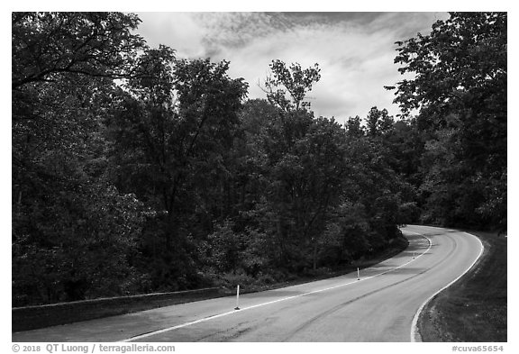 Gorge Parkway, Bedford Reservation. Cuyahoga Valley National Park (black and white)