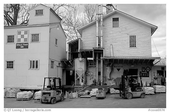 Alexanders Mill. Cuyahoga Valley National Park (black and white)