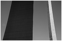 Eero Saarinen's Gateway Arch pillars. Gateway Arch National Park ( black and white)